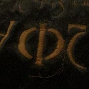 Meet your Posher, Jewel